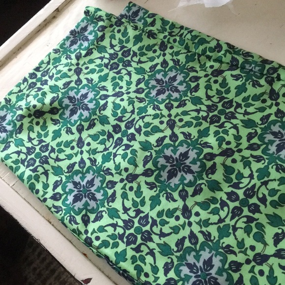 🚨DELETING 3/20 🚨J. Crew Floral Crop Pants - Picture 6 of 6